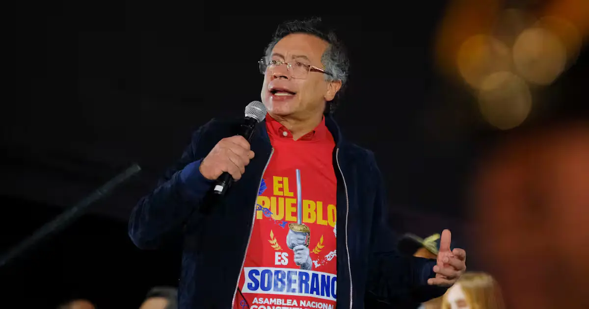 ¡HISTÓRICO! Constituyente de Petro que Nace Muerta 3 Gustavo Petro promueve su propuesta de asamblea constituyente, reflejando la intención política detrás del proyecto y su vocación de poder.