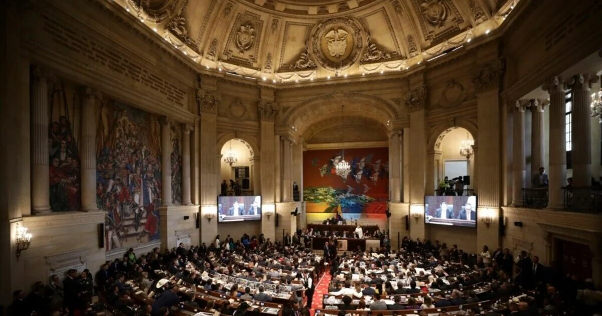 EL PRÓXIMO, UN CONGRESO VITAL PARA COLOMBIA 2 Interior del Congreso de la República de Colombia durante sesión plenaria